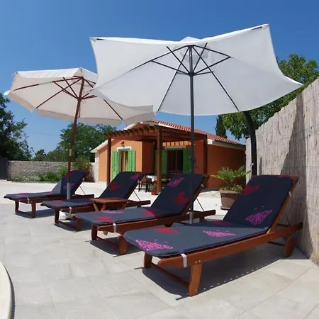 In Mit Privatem Pool Vodnjan